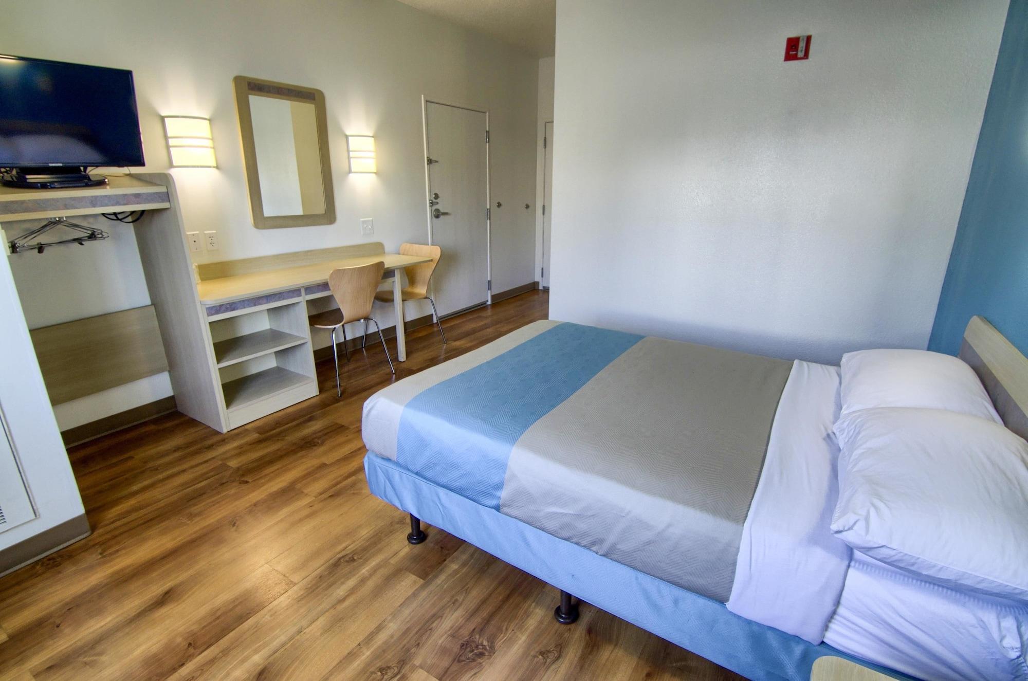 Motel 6-Portsmouth, Nh Экстерьер фото