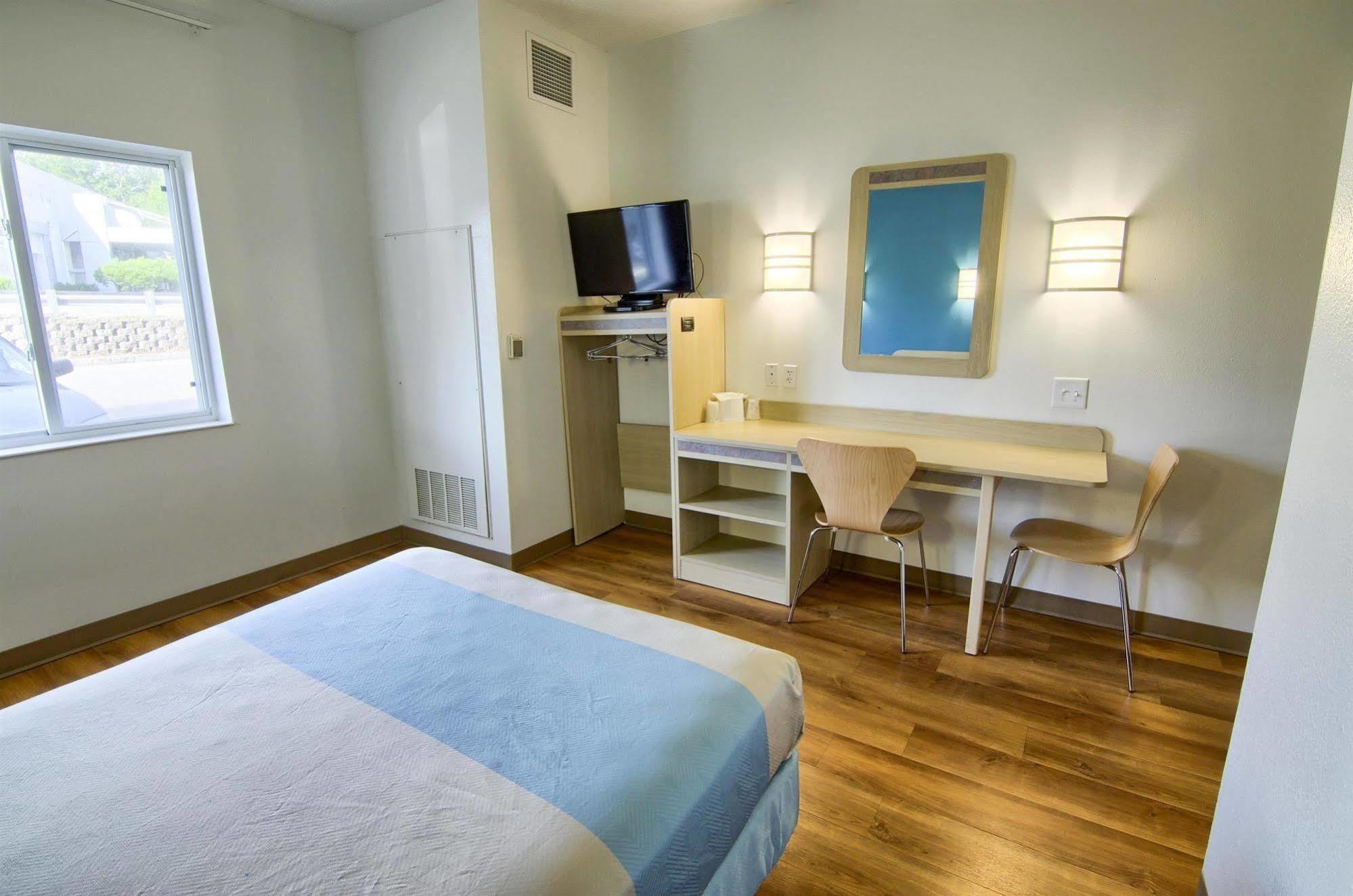 Motel 6-Portsmouth, Nh Экстерьер фото
